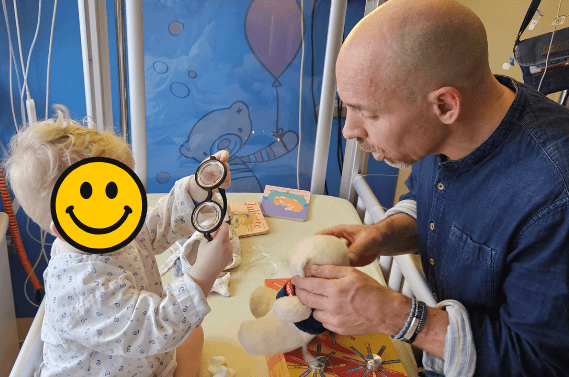 atelier "la machine à traverser les histoires" au CHU de Nantes